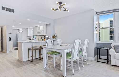 New Smyrna Beach Condo | 5th-Floor 2BR | Oceanfront, Private Balcony & Beachfront Pool