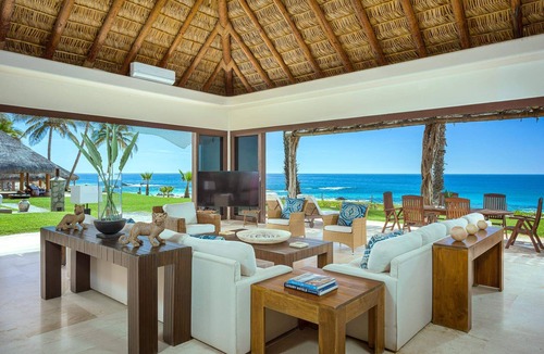San Jose del Cabo Villa | 6BR Villa on Swimmable Beach!
