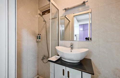 Downtown Ho Chi Minh City Hotel | 99 Bui Vien Hotel