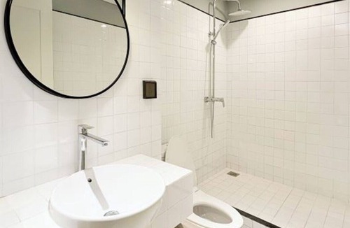 Hai Ba Trung Hotel | A25 Premium Hotel - 130 Ba Trieu