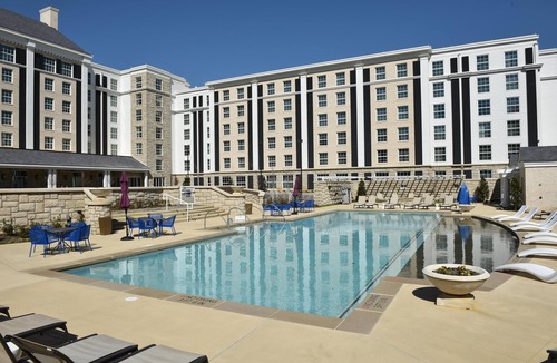 Whitehaven Hotel | Accessible Deluxe - Birthplace of Rock ‘n’ Roll and Home of the Blues