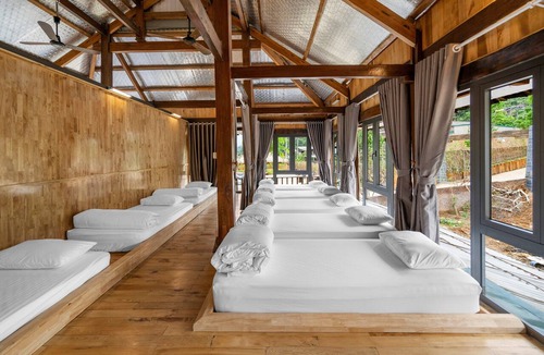 Lao Cai Hotel | An Lavita Tram Tau Nature Resort