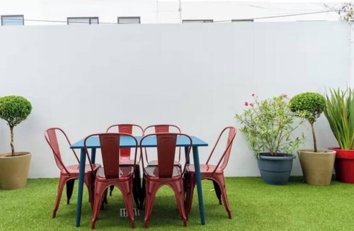 Queretaro House | Arcade Gamer Family Home