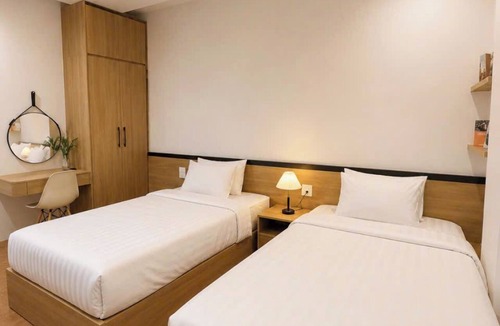 Hang Buom Hotel | Awesome Hanoi Hostel & Pub