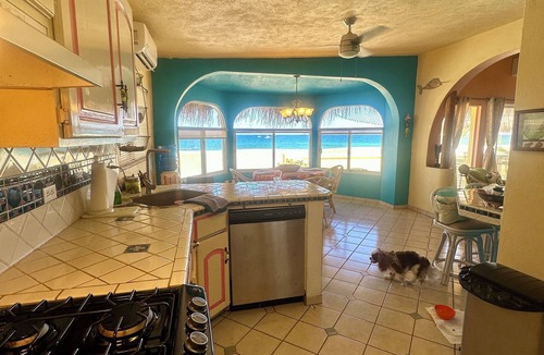 Buenavista House | Beachfront Casa with All the Amenities of Home!