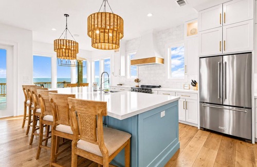 Crystal Beach House | Beachfront | Heated Pool | Hot Tub | Fenced Yard with Game Area