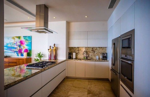 Amapas Apartment | Beachfront Luxury + Direct Beach Access + Rooftop Pools + Views