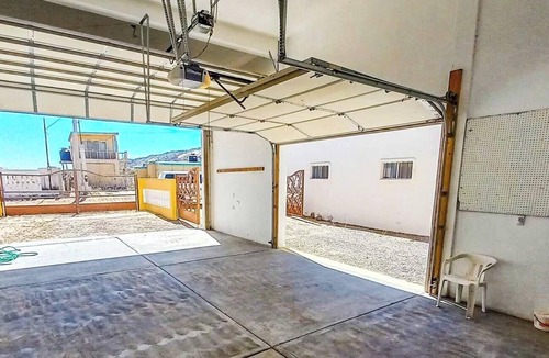 Centro Villa | Beachfront Villa Sleeps 10 in Cholla Bay