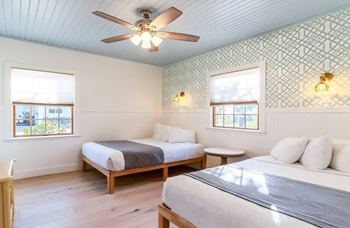 Captiva Hotel | Beachview Island Retreat | 2 Bedrooms | Recreation & Gulf Nearby
