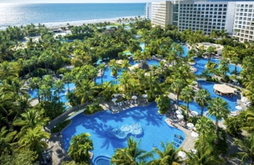 Bucerias Hotel | Beautiful luxury 2 bedroom hotel room on the beach