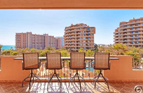 Puerto Penasco Apartment | Bella Sirena 305-A - Elegant Oceanview Condo on Beachfront Resort