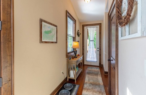 Cullowhee House | Berry Patch - Modern Townhome in Small Resort Community with Pool