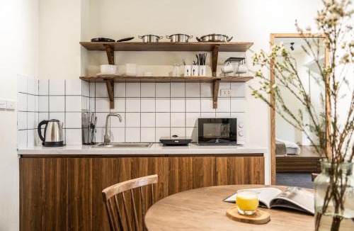 Lang Ha Apartment | Best Location - Garden in City - Egg Coffee Class