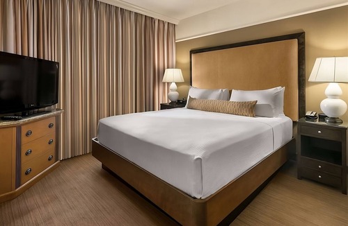 Gainey Village Villas Hotel | Best Value, Quality Stay! w/Outdoor Pool, Near Scottsdale Rotary Park