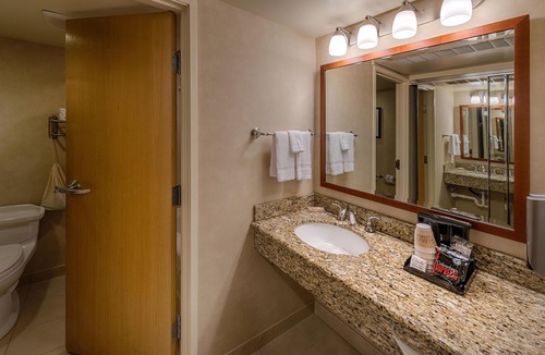 Silverdale Hotel | Best Western Plus Silverdale Beach Hotel