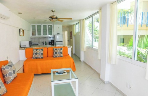 South Shore Hotel Area Condo | Boana Torre Malibu #001 , street view romantic zone