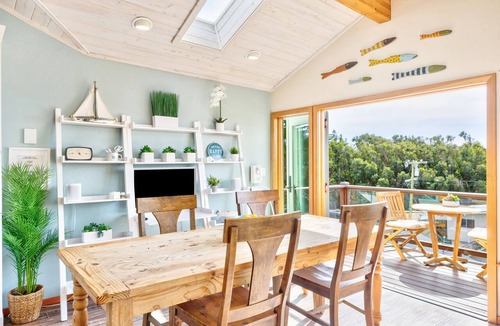Dillon Beach House | Bright and modern - Water views - Close to beach