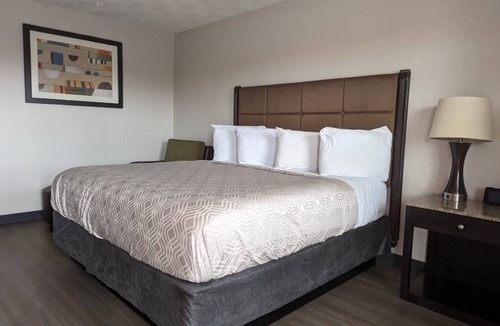 Denison Hotel | Budget Inn