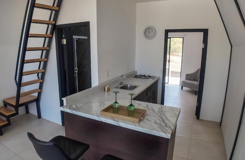 Tijuana Municipality Ski Chalet | Cabaña en Valle de Guadalupe