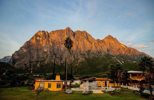 Hidalgo RV Rental | Camping Spot 6
