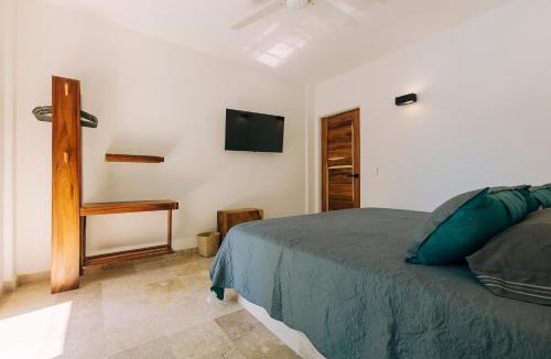 Ixtapa Hotel | Casa Alkhuzamaa