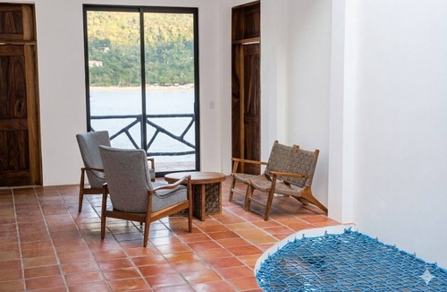 Yelapa House | Casa Azul – Oceanfront Estate w/Rooftop Deck