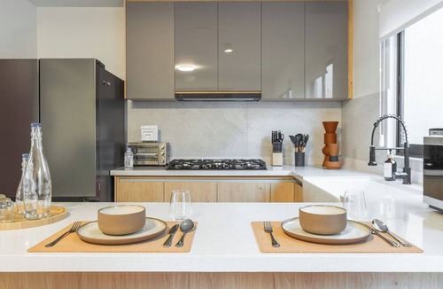 El Marques House | Casa Cantera Cosmos Homes