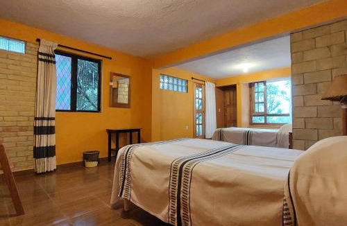 Huautla de Jimenez House | Casa Cejota