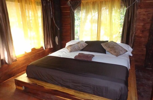 Macario Gomez Bed & Breakfast | Casa Mango