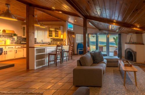 Ensenada Villa | Casa Patron - Cozy fun on the beach