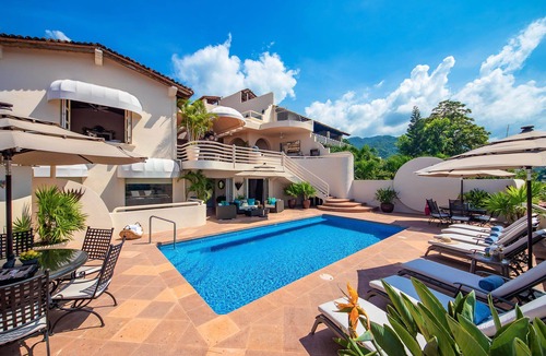 Downtown Puerto Vallarta Villa | Casa Tabachin - 7 BR
