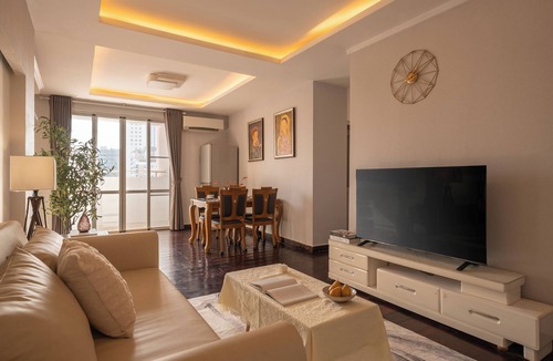 Bach Dang Riverside Apartment | Central Garden 2BR, Bright Apartment in District 1, Great Location