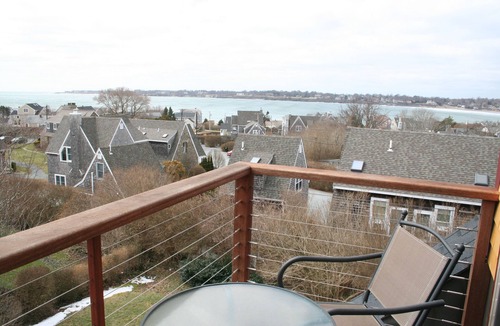 Easton's Point House | Charming 5 bedroom Easton Point colonial with honeymoon suite on 3rd floor