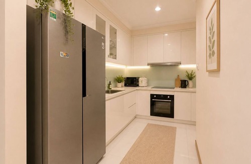 Hang Xanh Condo | Charming 3-bedroom condo with AC in Thành phố Hồ Chí Minh