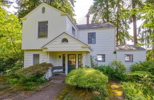 Olympia House | Charming Waterfront Home with Mt Rainier View