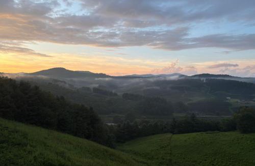 Fleetwood House | Chasing Clouds Cabin