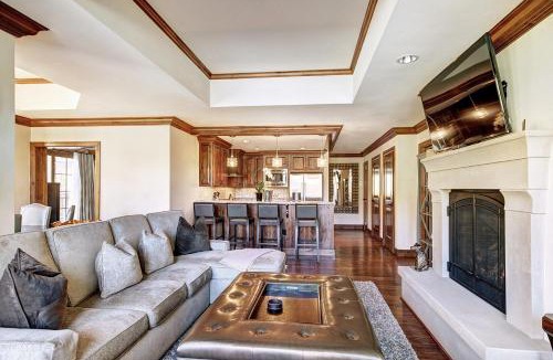 Vail Apartment | Chic 2 BRDen Ritz-Carlton Condo with Valley Views
