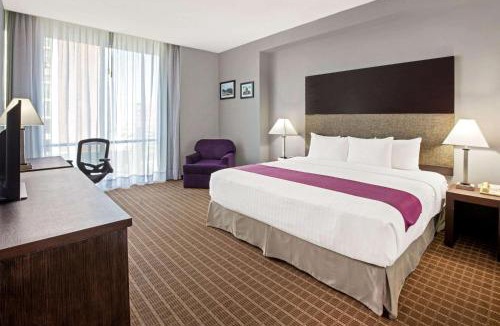Monterrey Centro Hotel | CHN Hotel Monterrey Centro, Trademark Collection by Wyndham