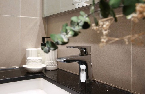 Phu Nhuan Hotel | Cityhouse - Emerald