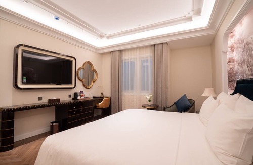 Hang Buom Hotel | Classyc Hotel Hang Buom