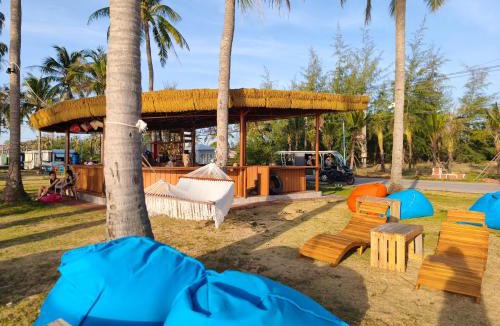 Duong To Hotel | Coast Pearl Waterfront