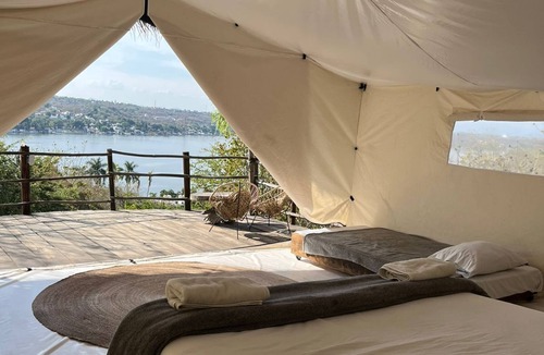 Tequesquitengo Other | Comuna Boho