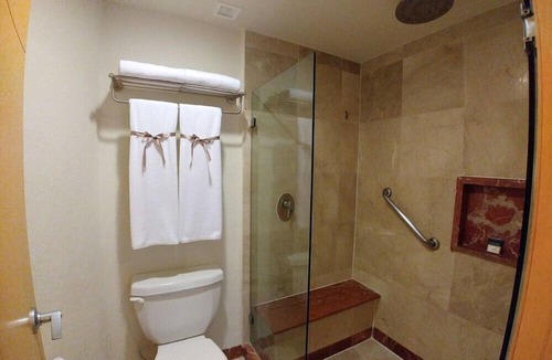 Cozumel Hotel | Cozumel Magnificent Studio with Hot Tub and Pool