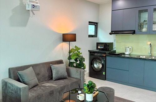 Dong Da Bed & Breakfast | Cozy 1-bedroom bed & breakfast in welcoming Hà Nội with AC