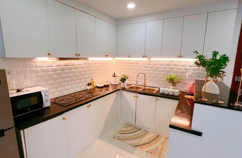 District 4 Apartment | Cozy apartment with free Infinity pool & gym, 5 min to BenThanh market