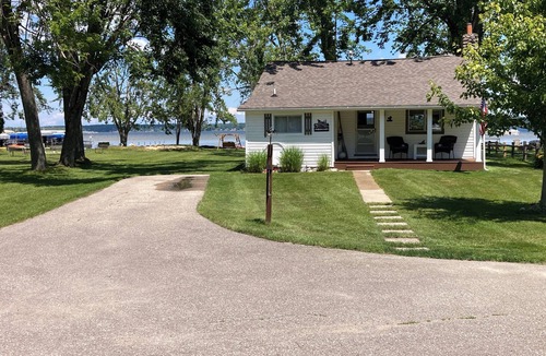 Burt Lake Cottage | Cozy Burt Lake Waterfront Cottage