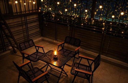 District 10 Apartment | Cozy Private with Balcony Studio, Trung tâm, Có bếp dùng chung