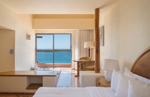 San Jose del Cabo Hotel | Cozy & Stylish Studio for a Perfect Getaway