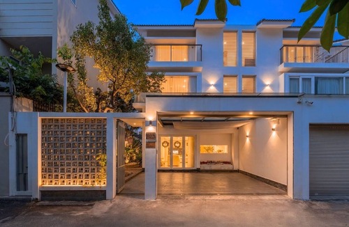 Thu Thiem Villa | D2 Center Pool Villa with 6 bedrooms