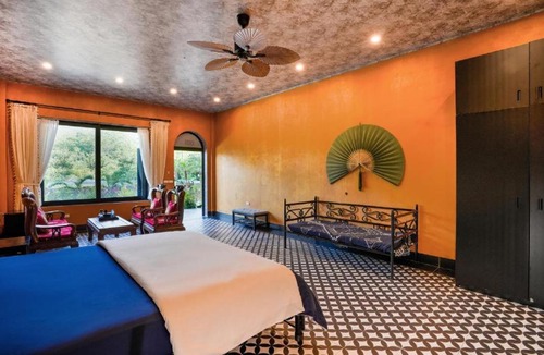 Thach That Hotel | De Mémoire Retreat
